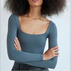 Babaton Contour Squareneck Longsleeve Bodysuit